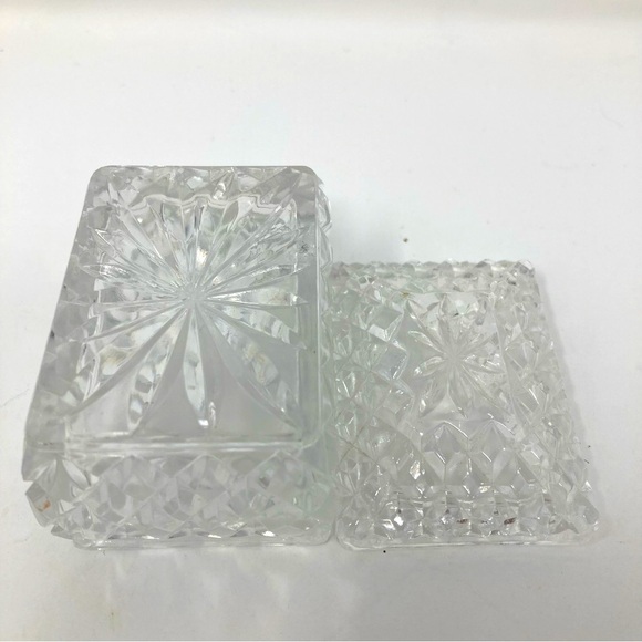Small Crystal Box with Lid - Picture 7 of 9